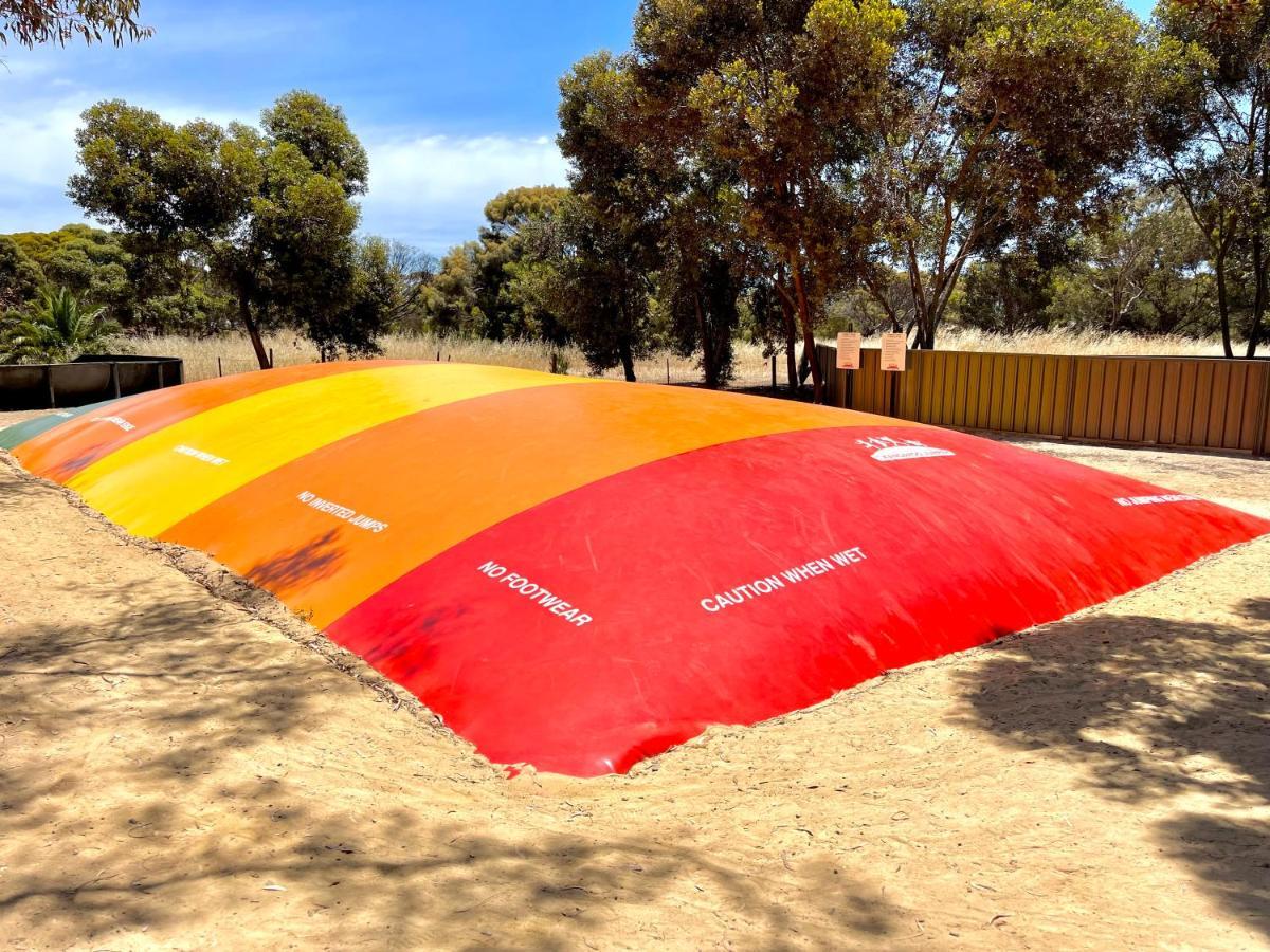 Отель Big4 Port Willunga Tourist Park Олдинга Экстерьер фото