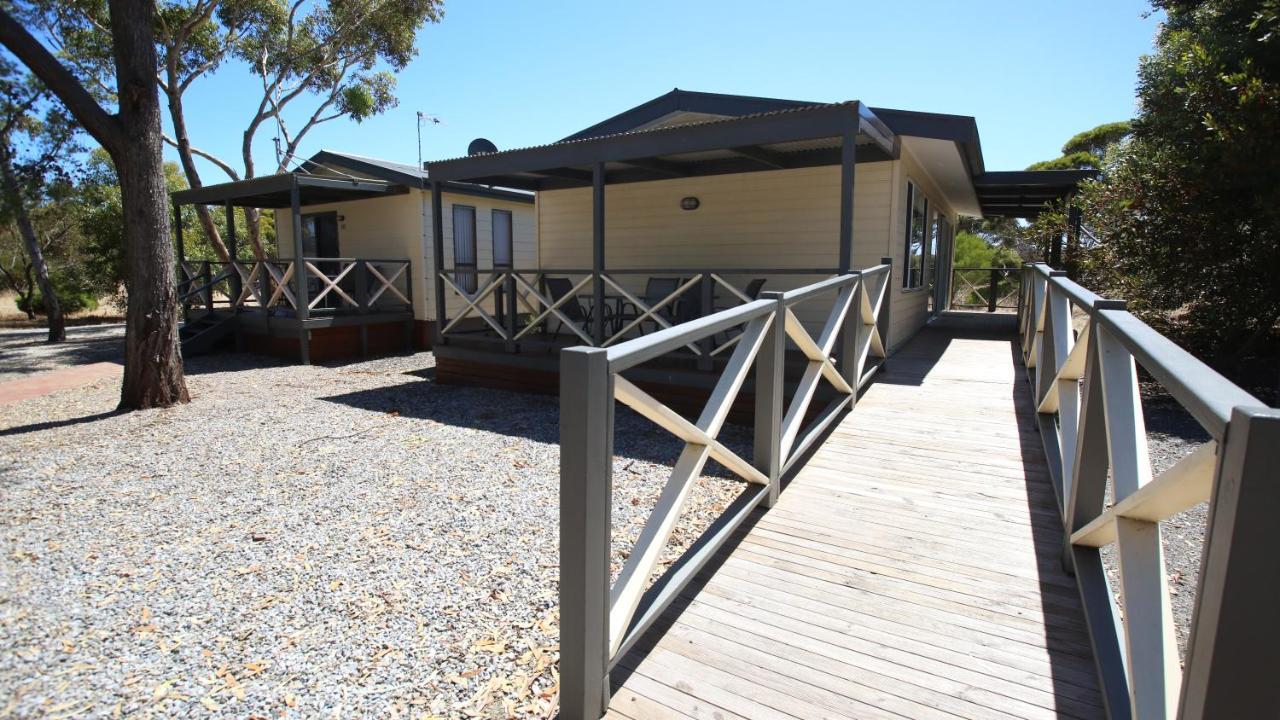 Отель Big4 Port Willunga Tourist Park Олдинга Экстерьер фото